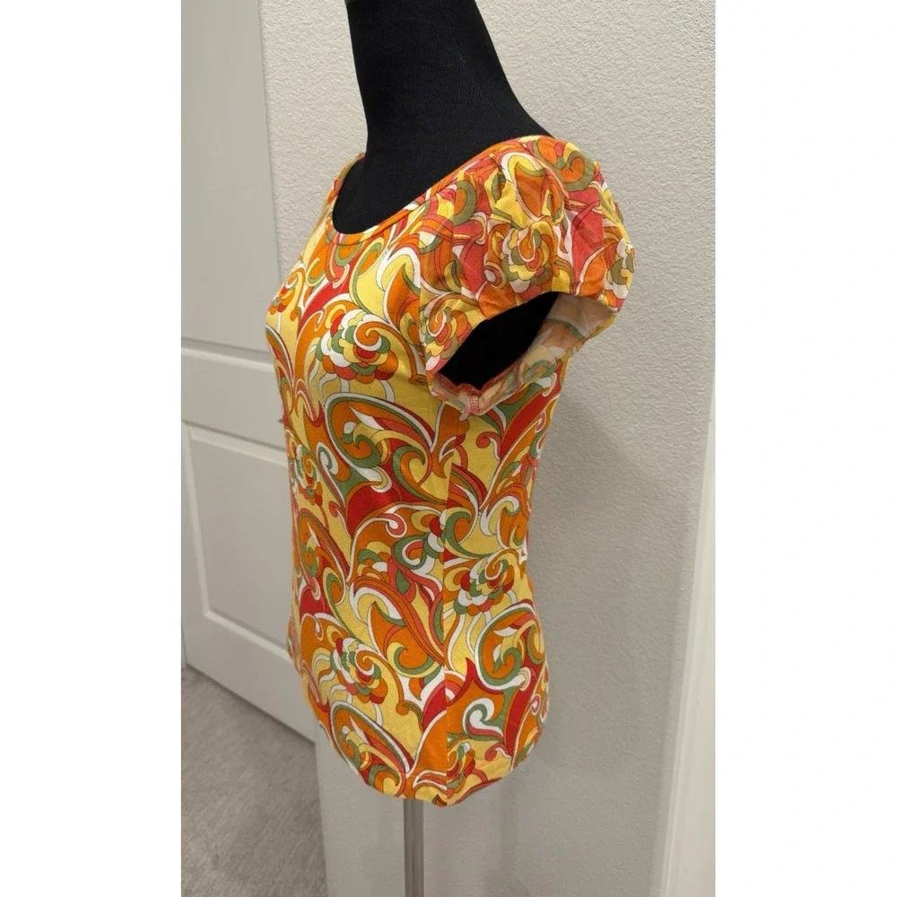 Lot of 2 St. John Tops Floral Print Crew neck & Orange/Yellow Paisley Small - Picture 7 of 11